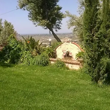 Le Del Vivaio شاكا