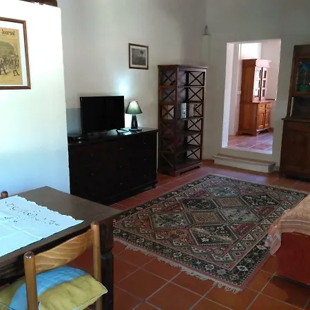 Apart Otel Le Del Vivaio